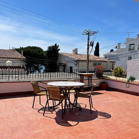 Apartamento Familiar En Canyelles Roses Bagian luar foto