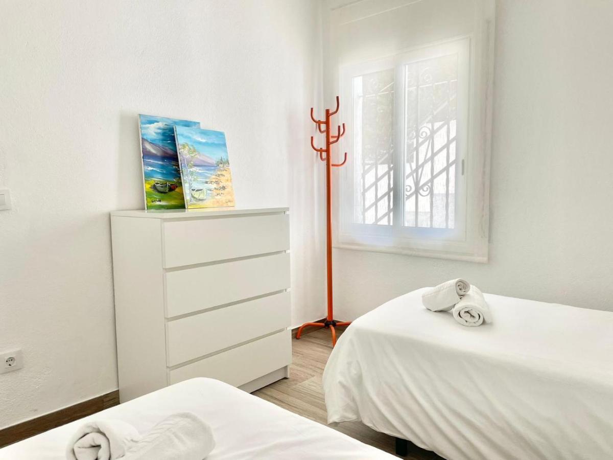Apartamento Familiar En Canyelles Roses Bagian luar foto
