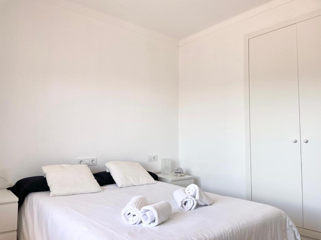Apartamento Familiar En Canyelles Roses Bagian luar foto